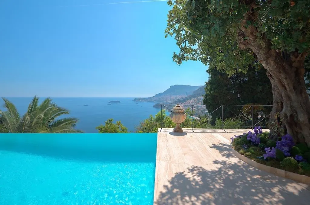 Luxurious Villa Overlooking Monaco Roquebrune-Cap-Martin