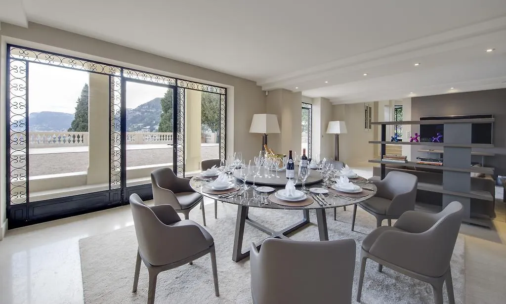 Luxurious Villa Overlooking Monaco Roquebrune-Cap-Martin 0*,  Frankrike